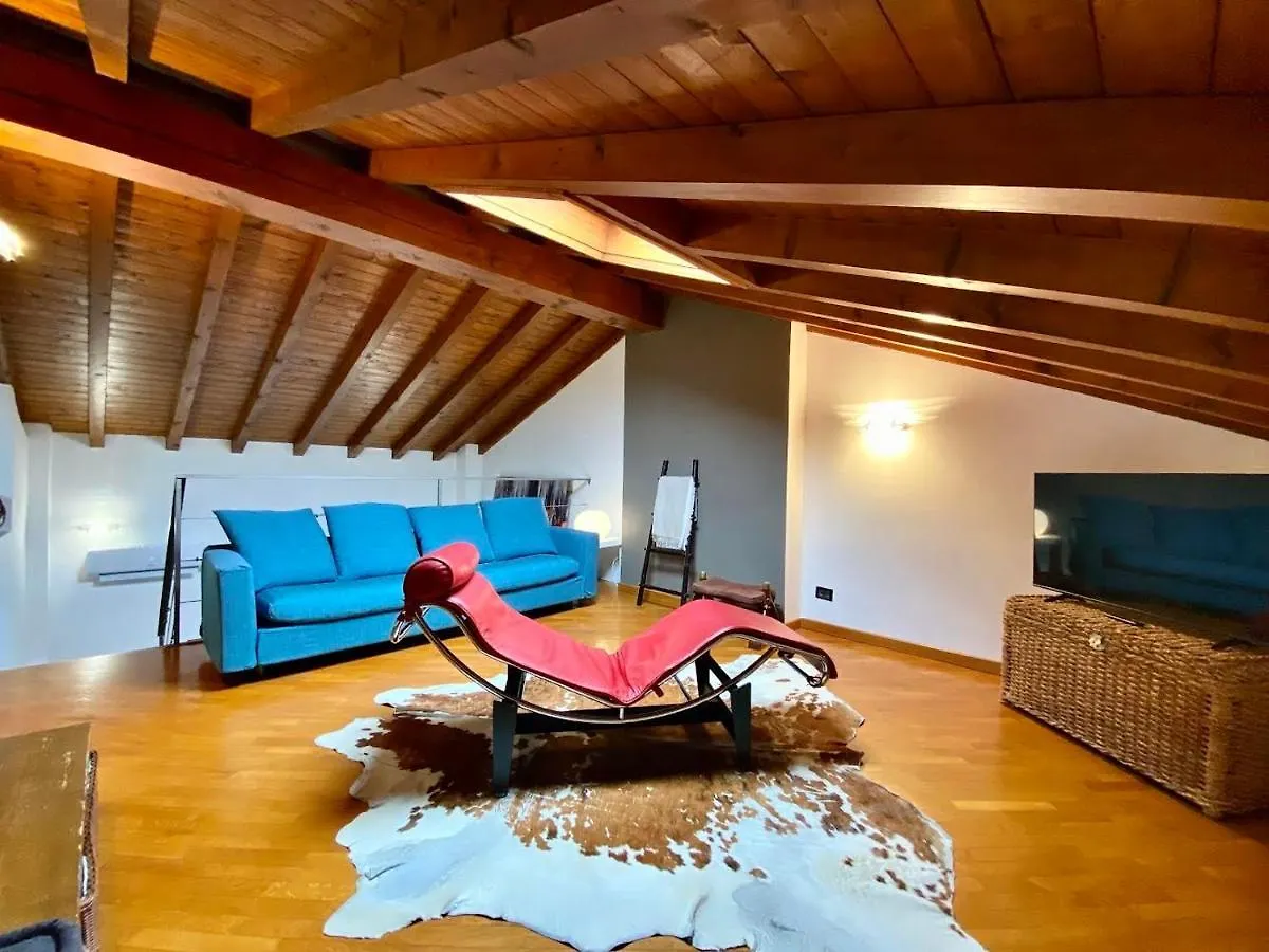 Piccolo Rifugio Con Parcheggio Privato Gratuito Apartment Bergamo Italy